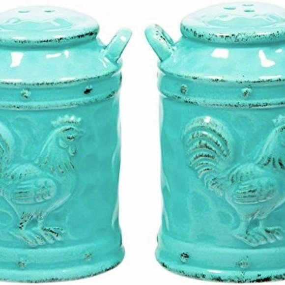 Country Style Rooster Salt and Pepper Set Home Ess - Picture 2 of 3